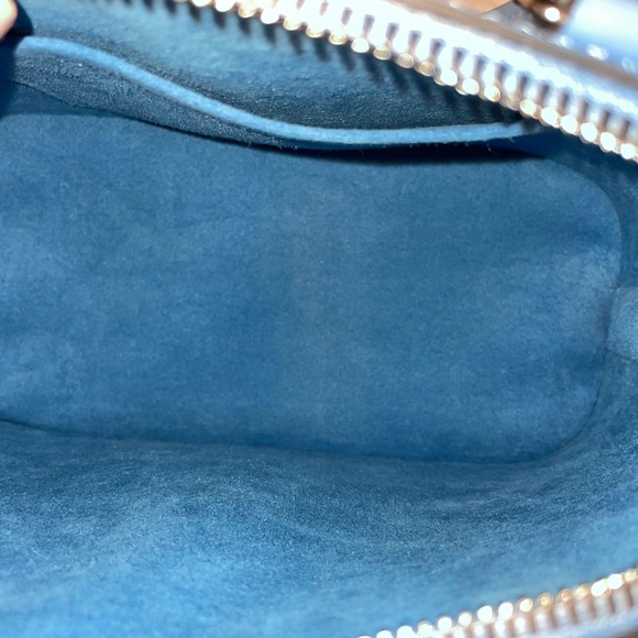 SOLD!! Louis Vuitton Alma BB - Picture 4 of 7